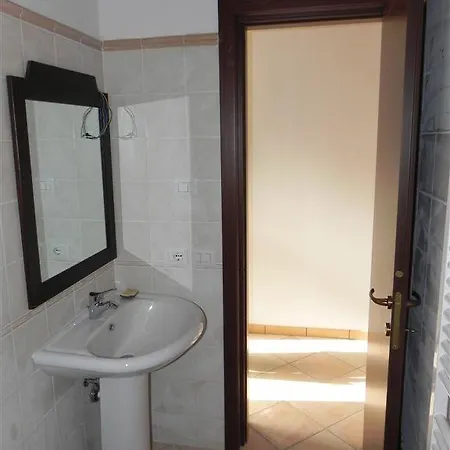 Agriturismo Caforchio Farm stay *