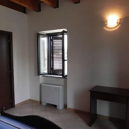 Agriturismo Caforchio Farm stay *